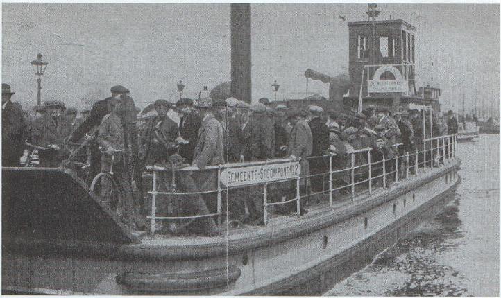 www.vaarmij.nl Rondvaart Amsterdam Maak een prachtige rondvaart op een historisch IJveer of Rondvaartboot