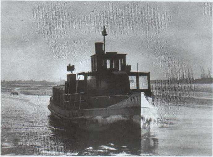 www.vaarmij.nl Rondvaart Amsterdam Maak een prachtige rondvaart op een historisch IJveer of Rondvaartboot