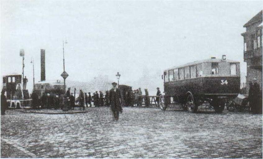 www.vaarmij.nl Rondvaart Amsterdam Maak een prachtige rondvaart op een historisch IJveer of Rondvaartboot