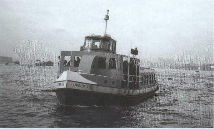 www.vaarmij.nl Rondvaart Amsterdam Maak een prachtige rondvaart op een historisch IJveer of Rondvaartboot
